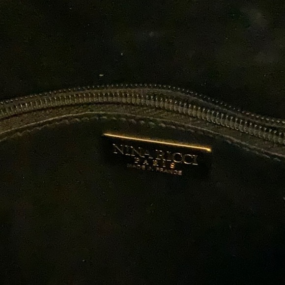 NINA RICCI- Navy Blue Leather- Shoulder/Crossbody Bag- Snap Closure- Inner zip - Picture 6 of 7